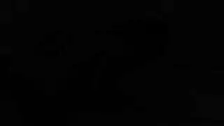 جلسة نيك حلق قاسية مع صوت إباحي غير مُصفّى