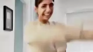 ثلاثي عربي xxx: مص ووضعية الكلب