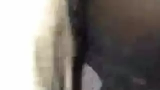 عاهرة بيضاء سيئة مع الثدي الكبيرة هي الحصول على مسمر من النرك البيضاء