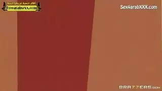 زملائها يساعدونها على القذف سكس جماعي مترجم إنتاج برازرز بطولة كيرا كروفت